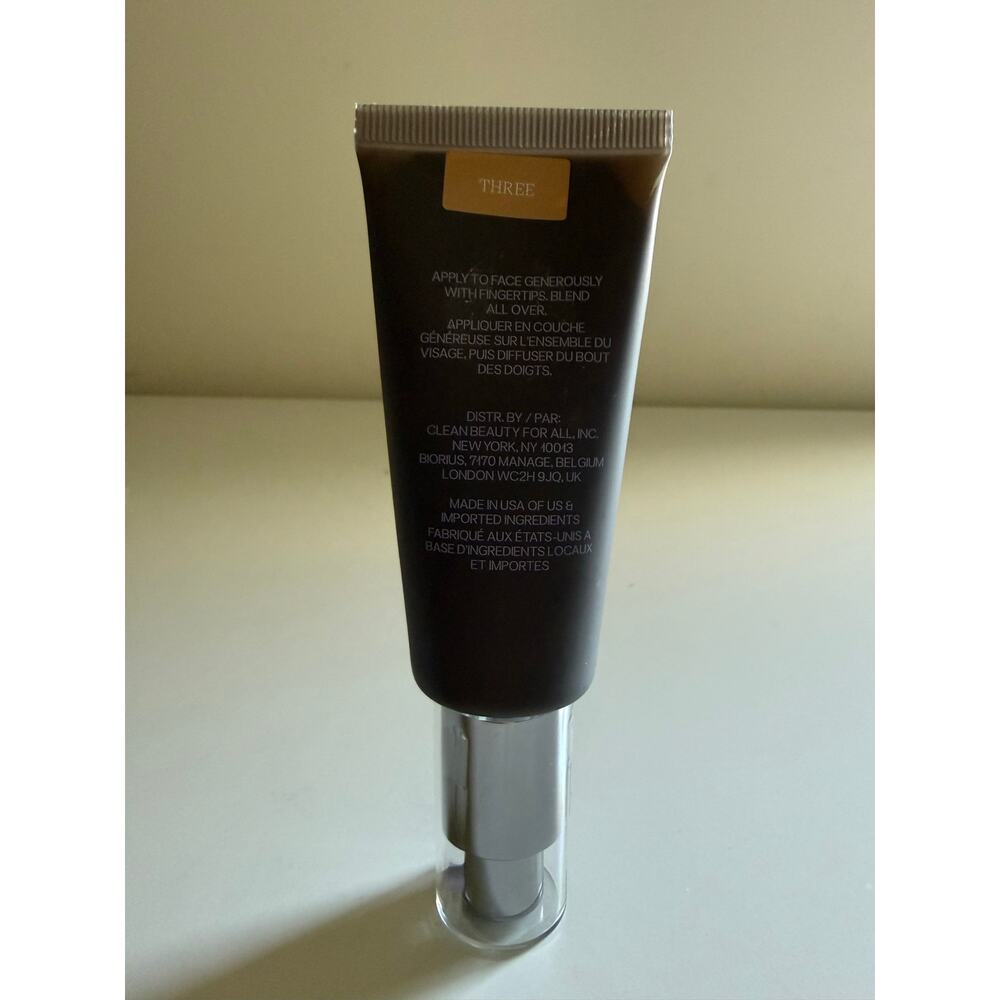 $38 Saie Slip Tint Tinted Moisturizer Shade Three 40mL Full Size New - Picture 3 of 5